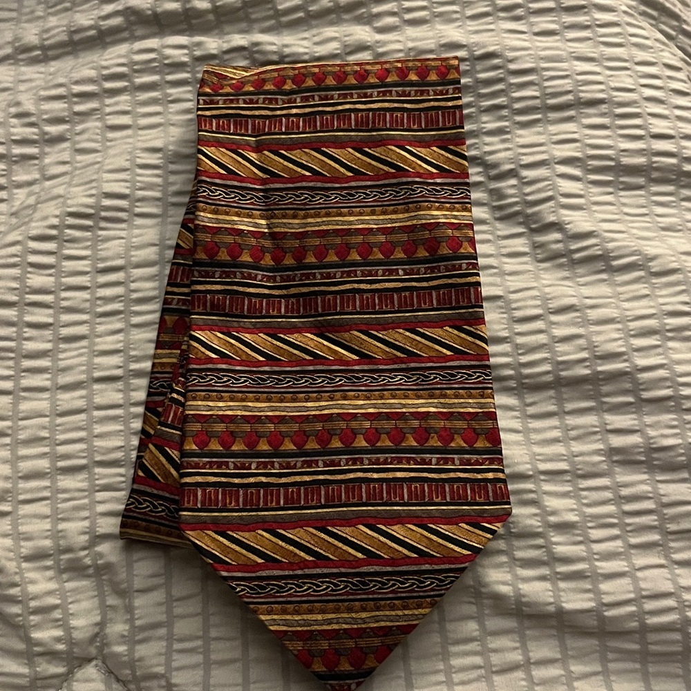 Daniel de Fasson Vintage Silk Tie – Gold Red Geometric Stripe Pattern